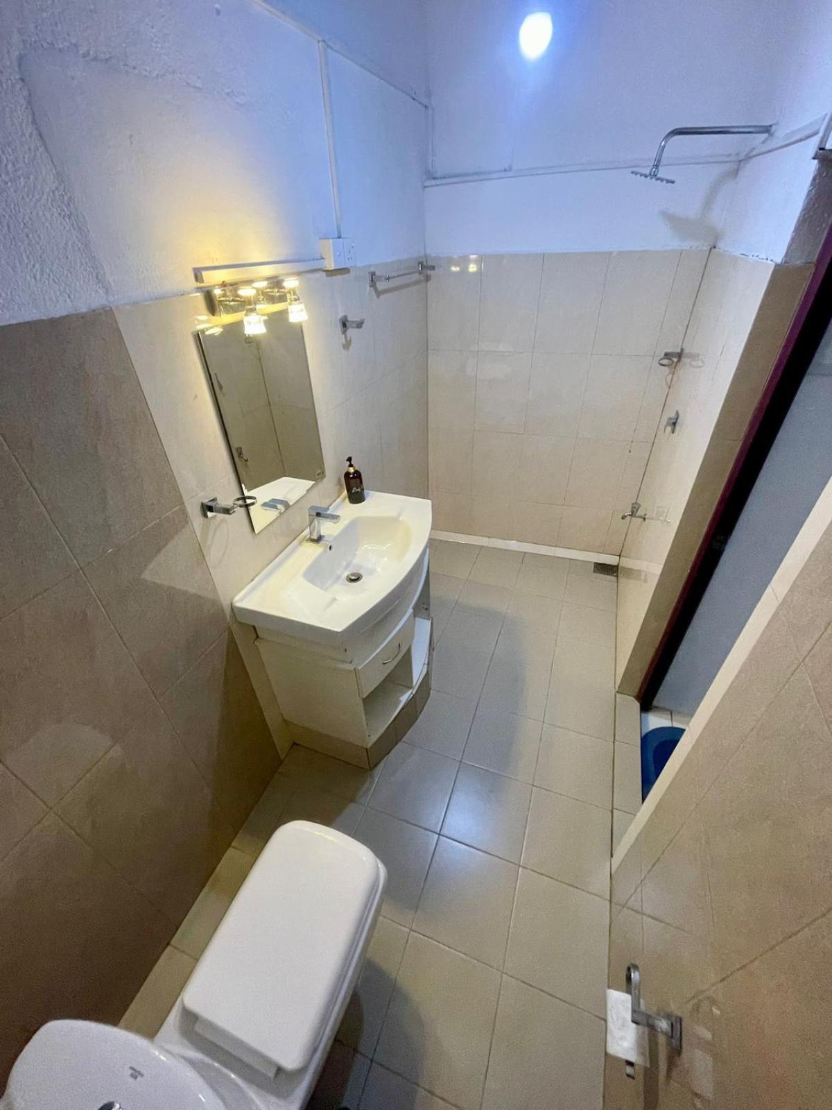 Hotel One Sixty Dehiwala-Mount Lavinia Εξωτερικό φωτογραφία